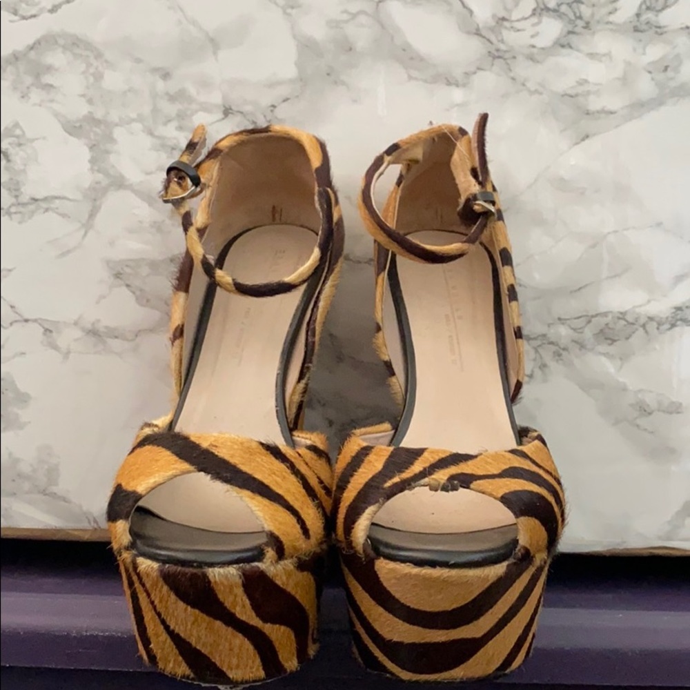 Zara Tiger Striped Wedges